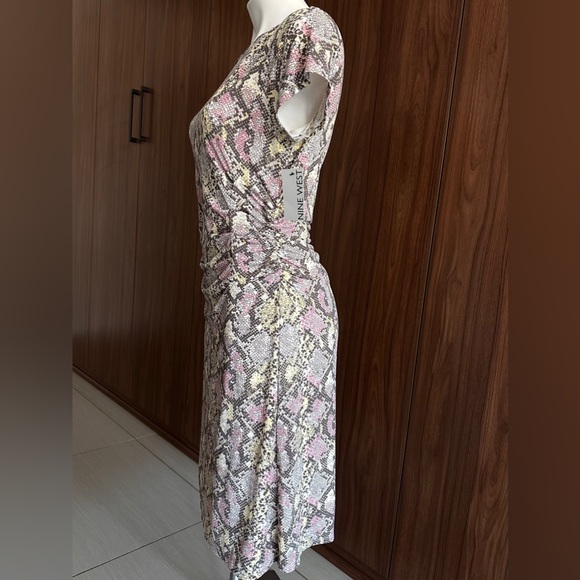 NWT. Nine West Multi Snake Print Spring Dresses Size Medium - Picture 6 of 13